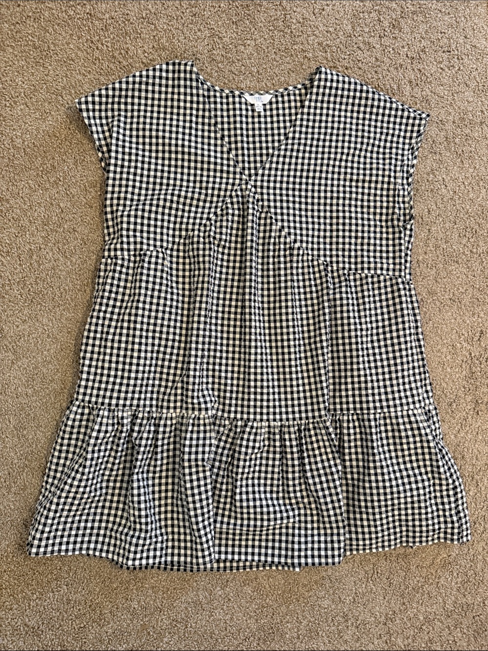 Time and Tru Black & White Gingham Tiered Casual Dress